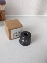 Load image into Gallery viewer, Sustainable Safety Razor Stand